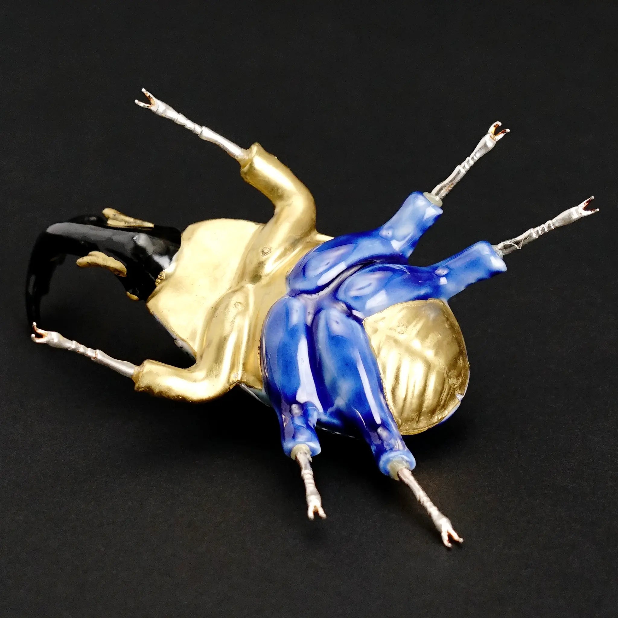 九谷焼置物 カブトムシ フォレストブルー / 高聡文(別アングル)