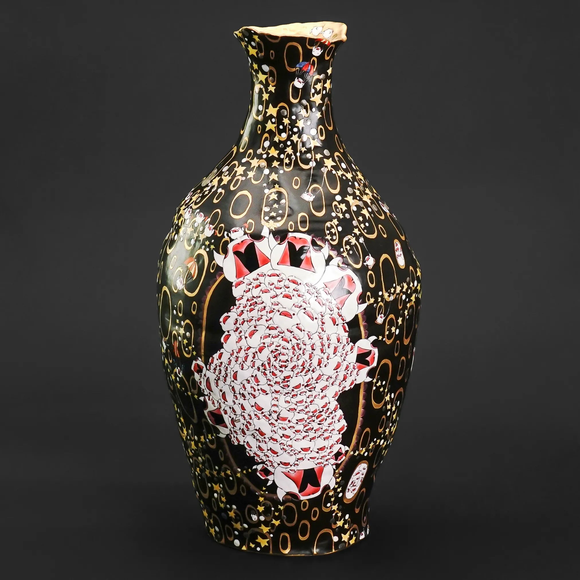 URA]九谷 錦山 造/金彩花唐草文花瓶/27cm/共箱/5-7-133 (検索)